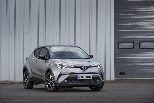 2016_Toyota_C-HR_EXT_STAT_07