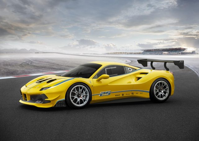Ferrari_488_Challenge_1